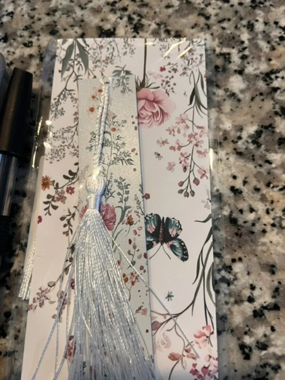 Weekly & Monthly Planer w/Pen & Bookmark